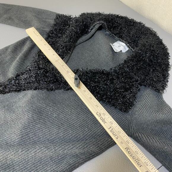 Kathy Ireland Womens Y2K Faux Fur Trimmed Cardigan Sweater Size S Grunge Preppy - Picture 8 of 10
